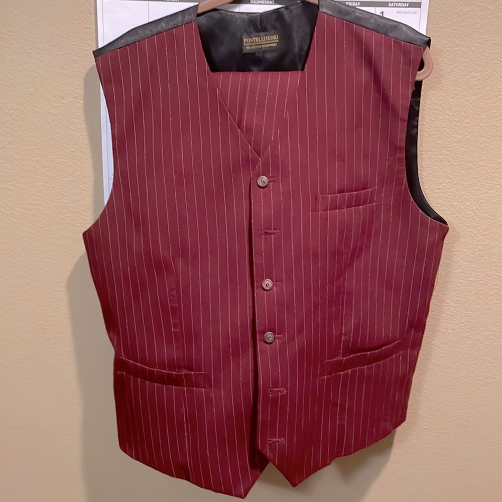 ***- Burgundy suit 3 pc jacket pants vest excellent condition